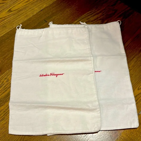 Salvatore Ferragamo White Dust Bags (Pair) Salvatore Ferragamo | Accessories | Ferragamo Pair Of White  main image 4